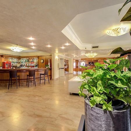 Park Hotel Roma Cassia エクステリア 写真