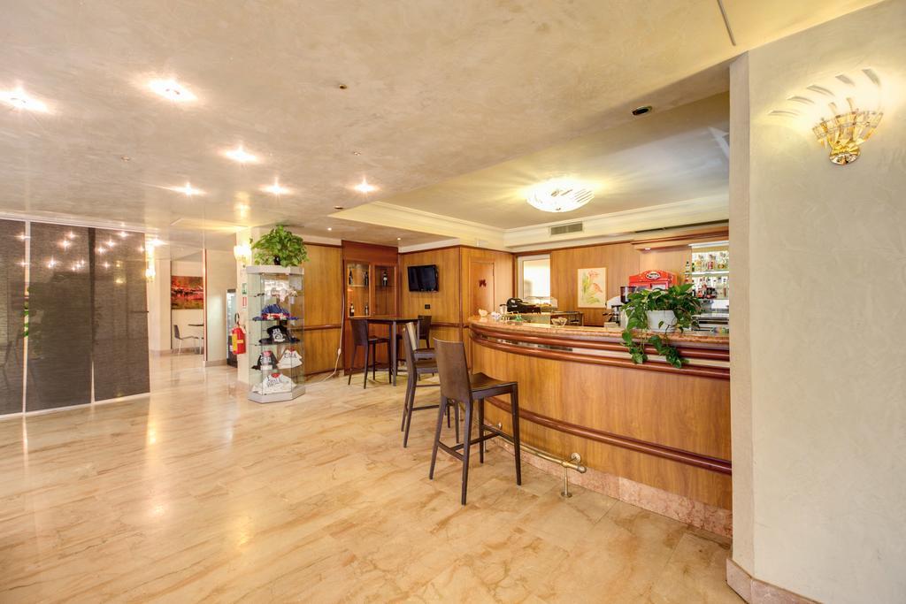 Park Hotel Roma Cassia エクステリア 写真