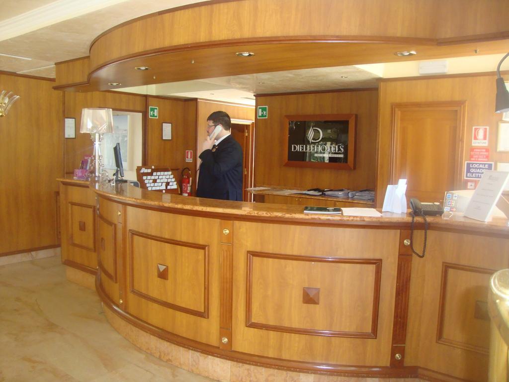 Park Hotel Roma Cassia エクステリア 写真