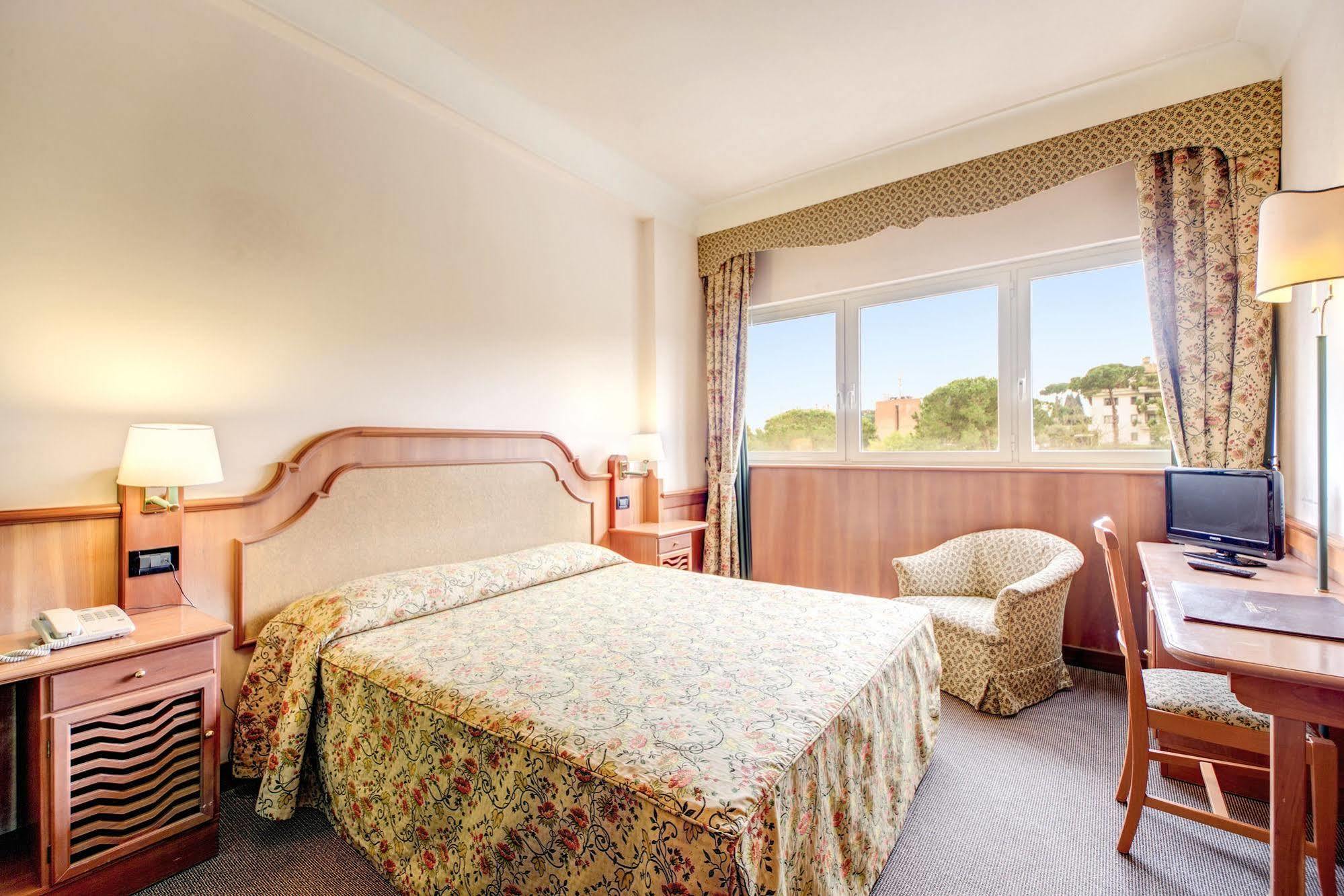 Park Hotel Roma Cassia エクステリア 写真